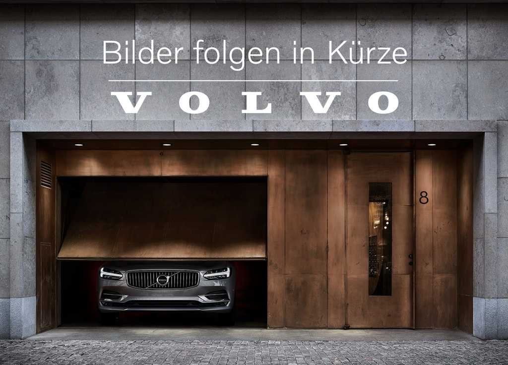 Volvo  B4 Benzin Mild Hybrid Plus Dark DCT